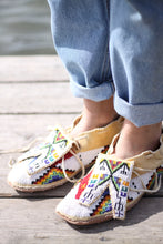 Load image into Gallery viewer, Hand Beaded Moccasins
