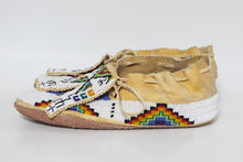 Load image into Gallery viewer, Hand Beaded Moccasins
